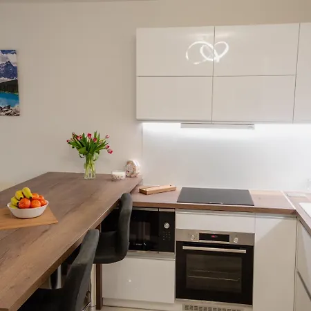 Apartments Trnava - Residence Titusa Zemana Апартаменты *
